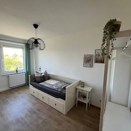 Charming 3-room In Hoyerswerda, Lusatian District