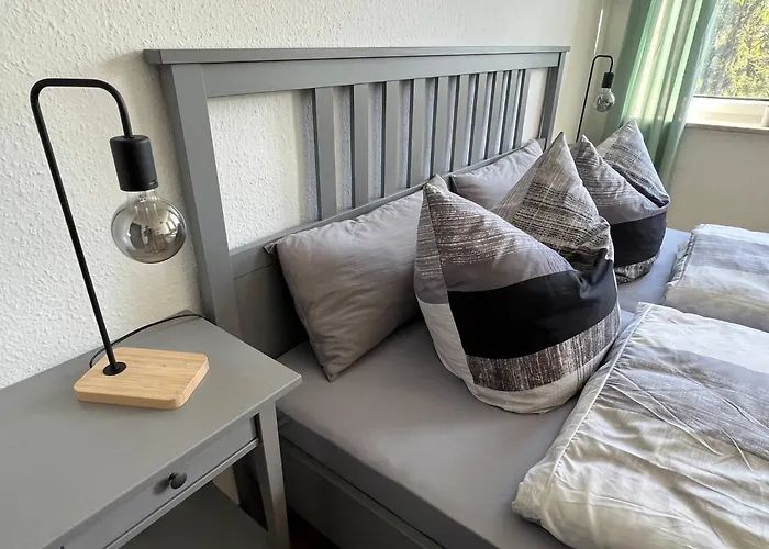 Charming 3-room In Hoyerswerda, Lusatian District Appartamento *